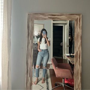 American Eagle Outfitters Curvy High Rise Mom Jeans